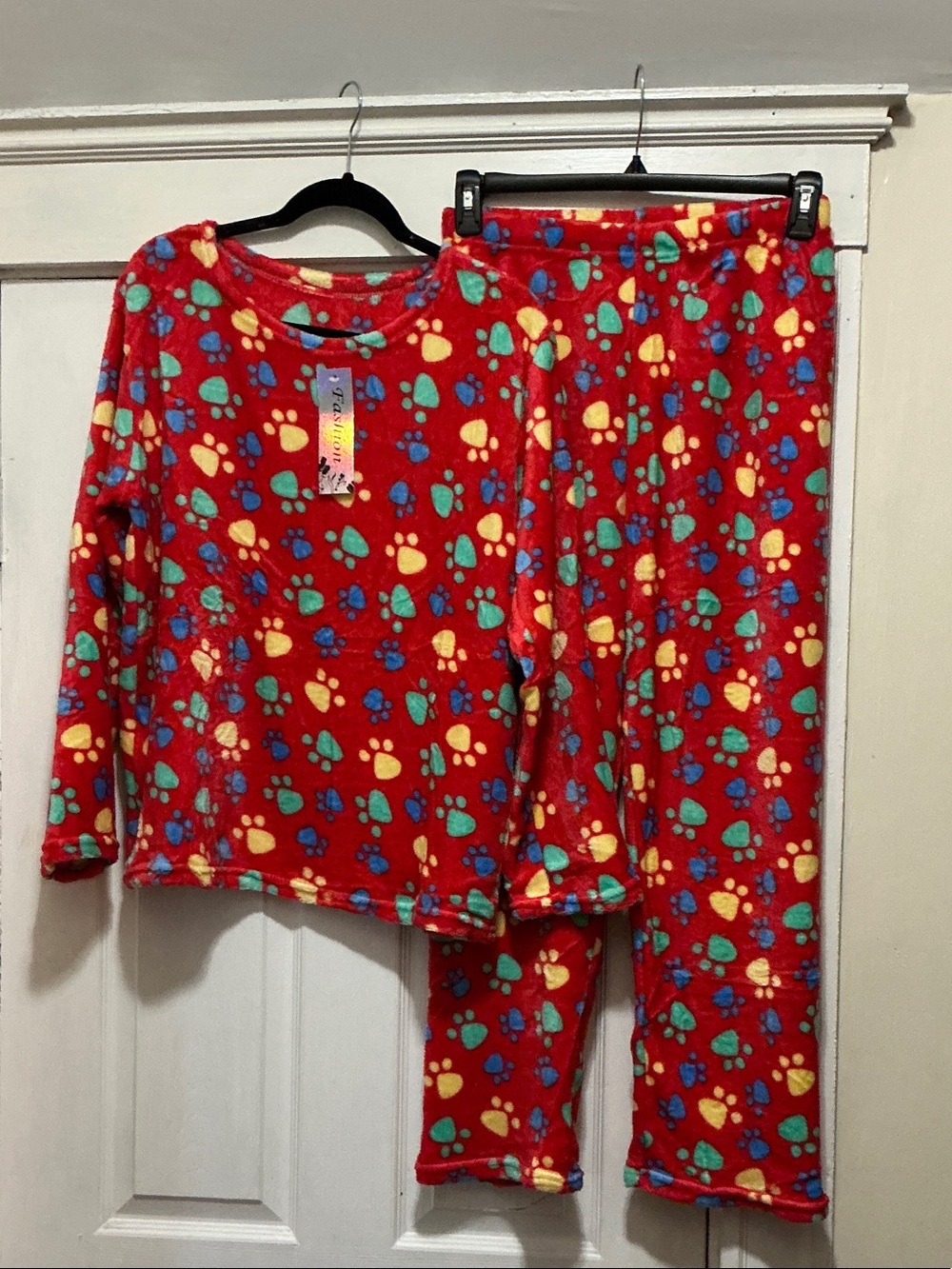 Cozy Red Paw-Print Fleece Pajama Set for Women